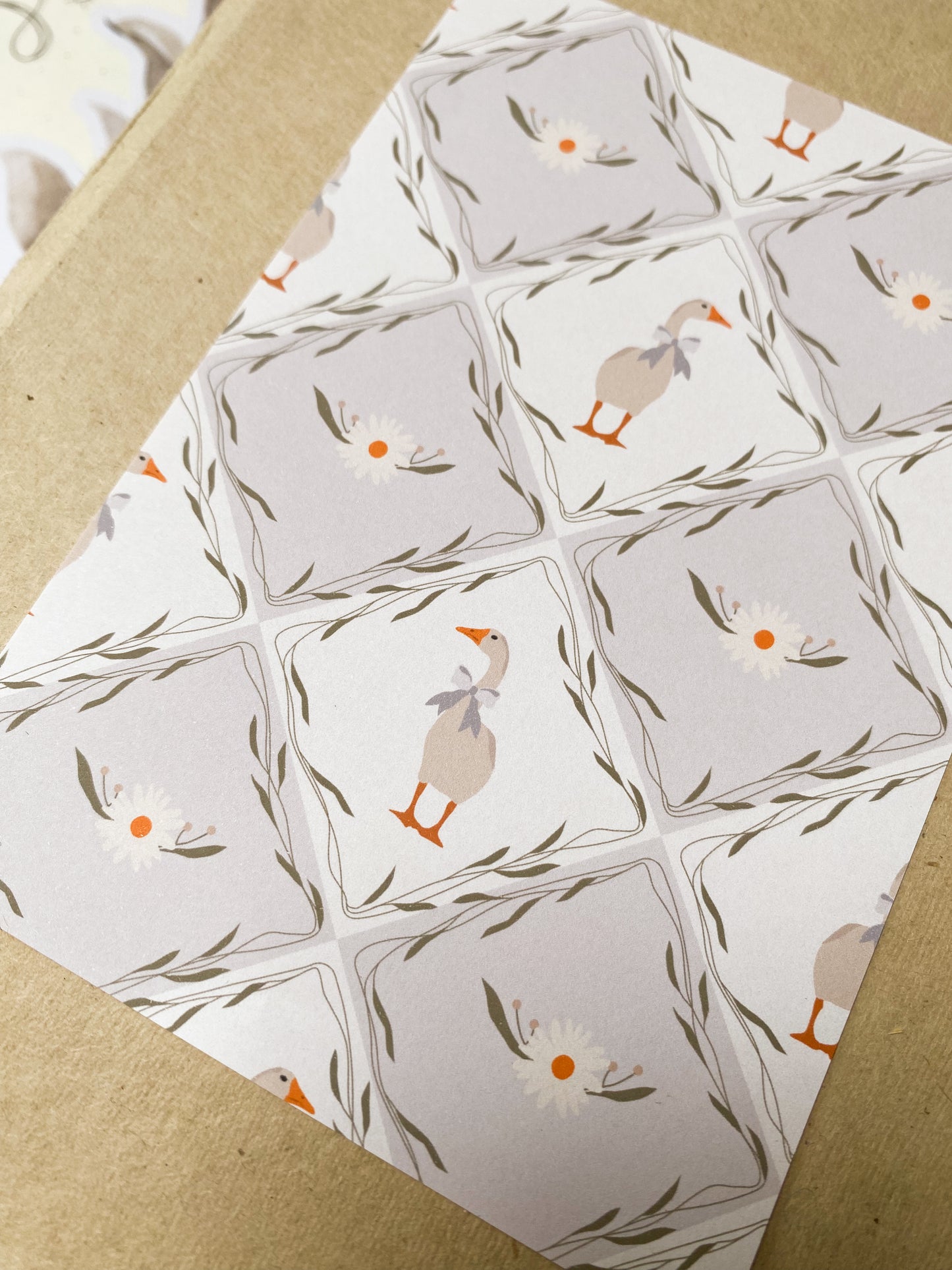 Pattern (Paper) - P-013
