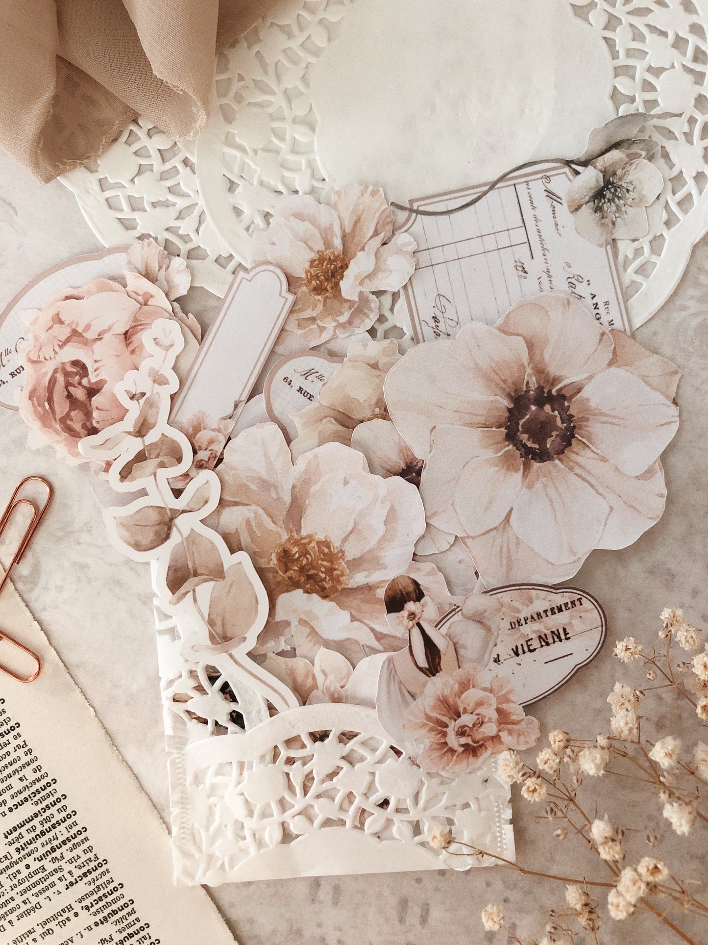 Set of 50 individual stickers - Floral mood
