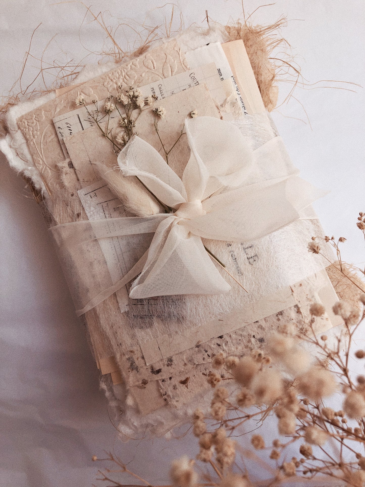 Surprise paper bundle - 30 sheets